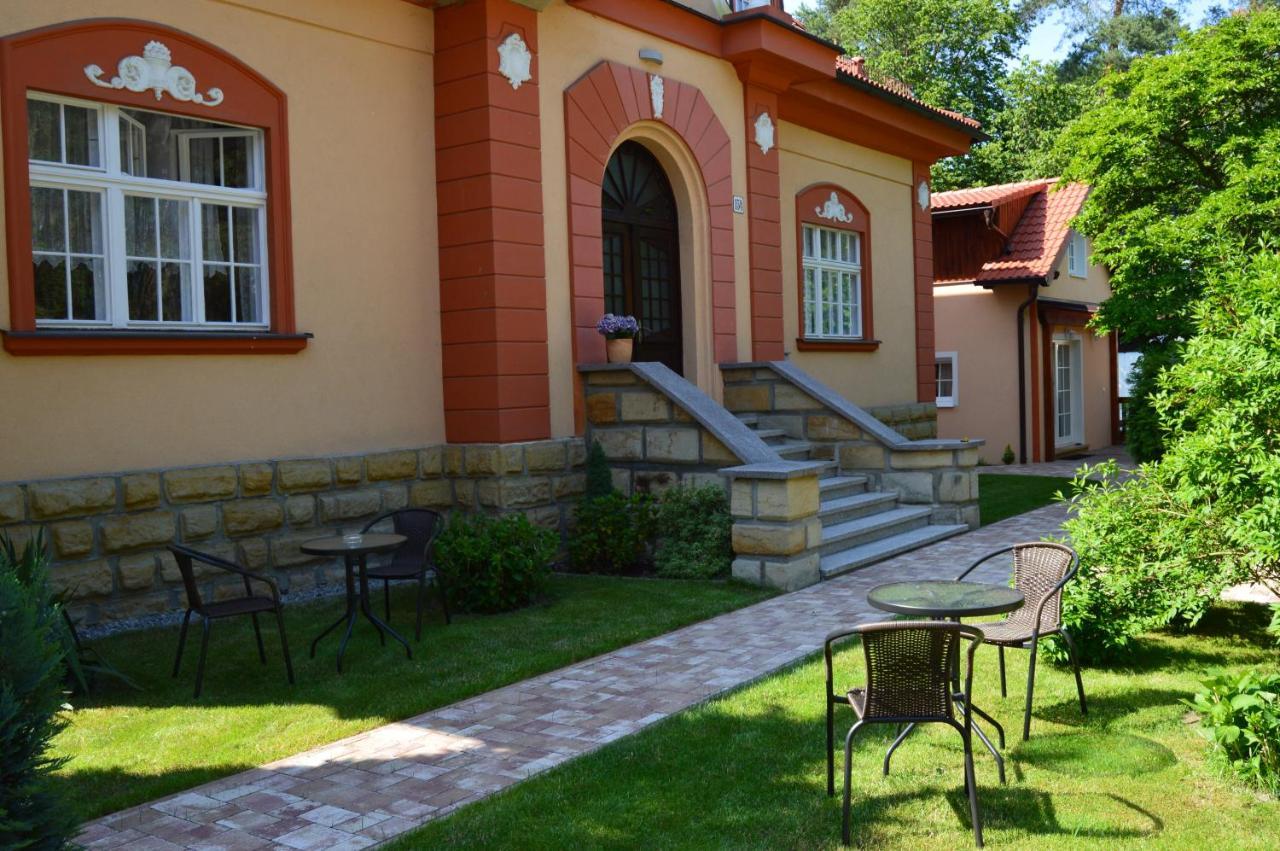 Splavsky Zamecek Apartment Stare Splavy Bagian luar foto